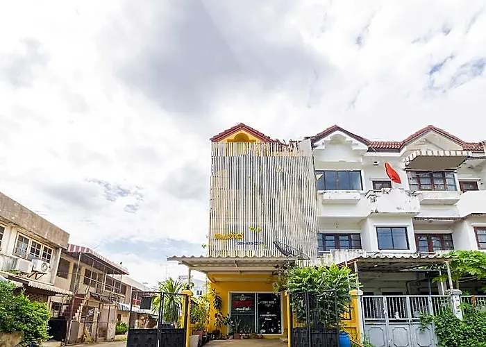 Oyo 941 Choms House At Sapanmai バンコク都