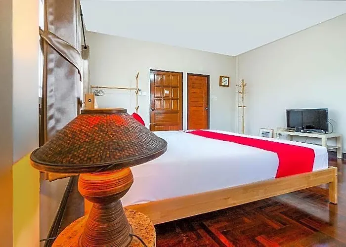 Oyo 941 Choms House At Sapanmai